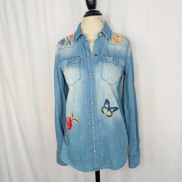 Driftwood Chambray Button Down X Small Embroidered Top Fitted Floral - Picture 10 of 10